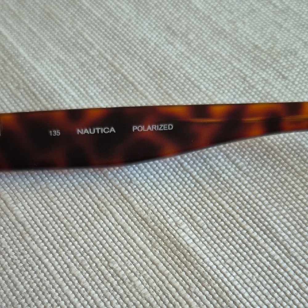 Nautica Men Tortoise Sunglasses with Amber Lenses - Picture 7 of 10